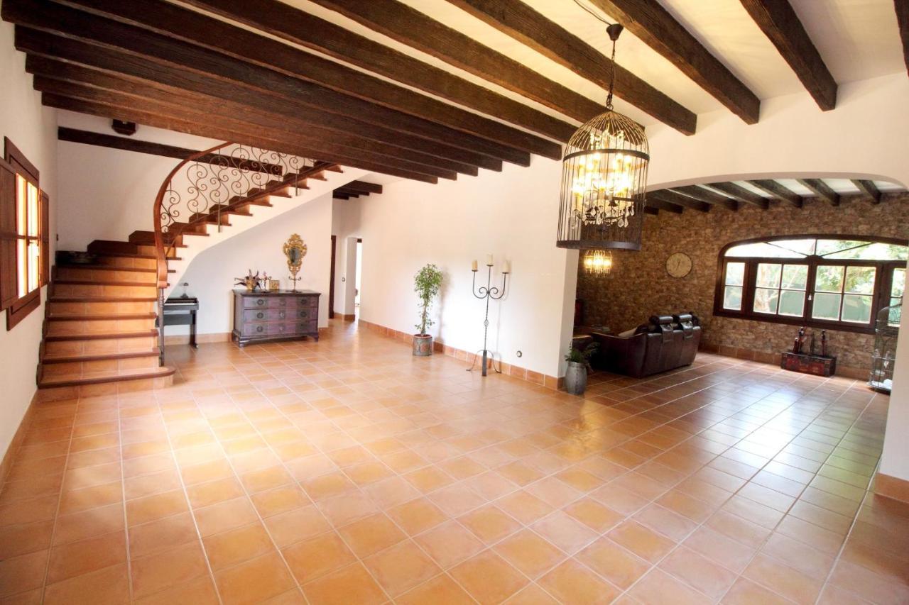Son French Villa Алгайда Екстериор снимка