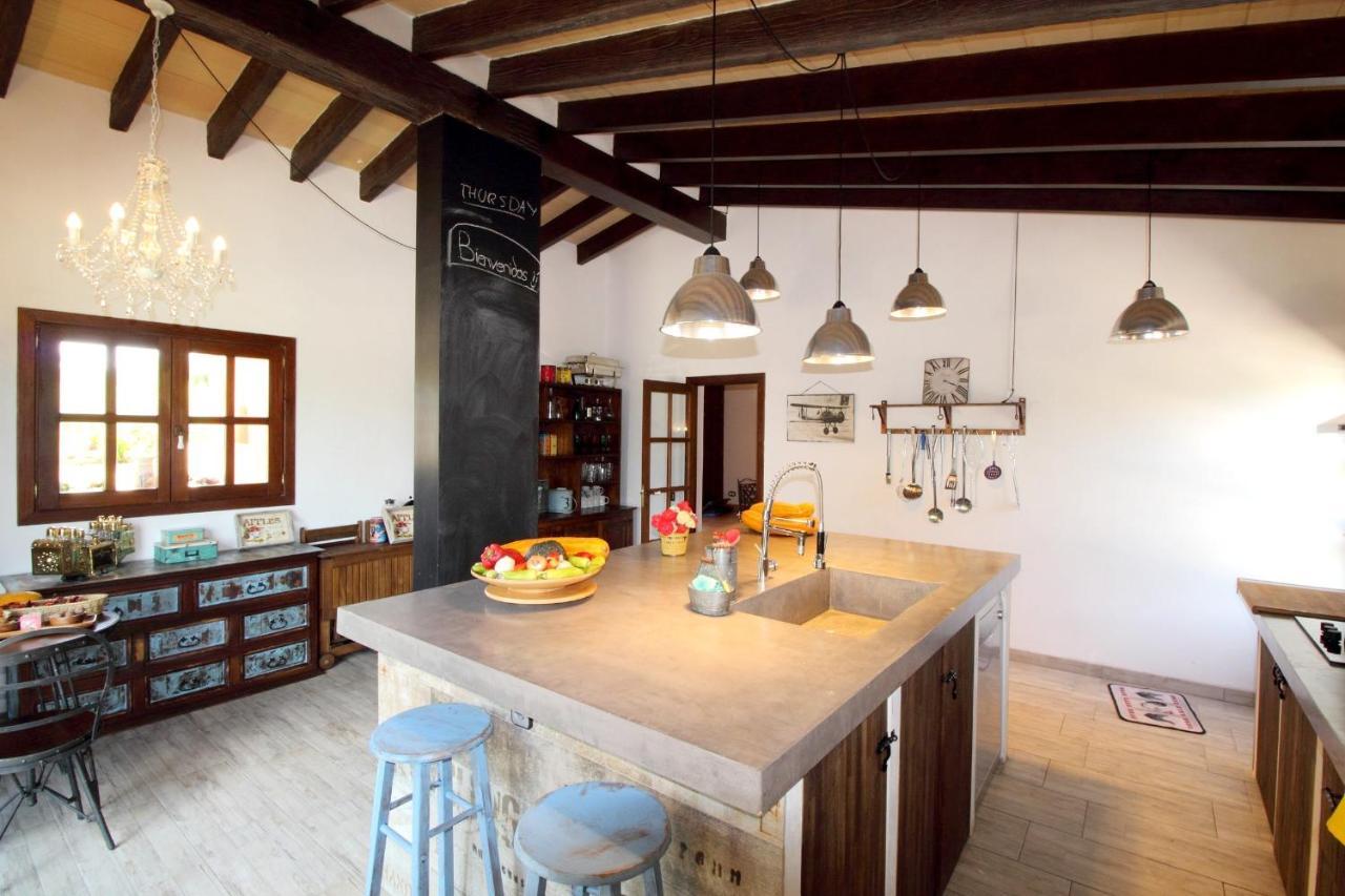 Son French Villa Алгайда Екстериор снимка
